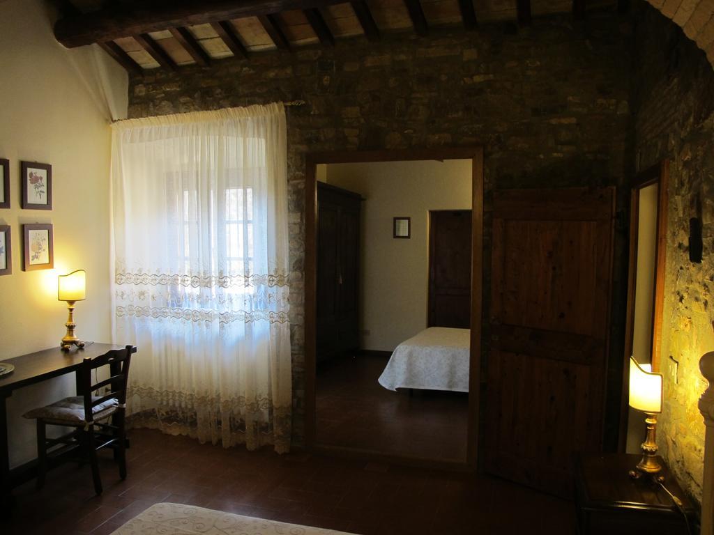 בארברינו די ואל ד'אלסה B&B Le Querciole Del Chianti מראה חיצוני תמונה