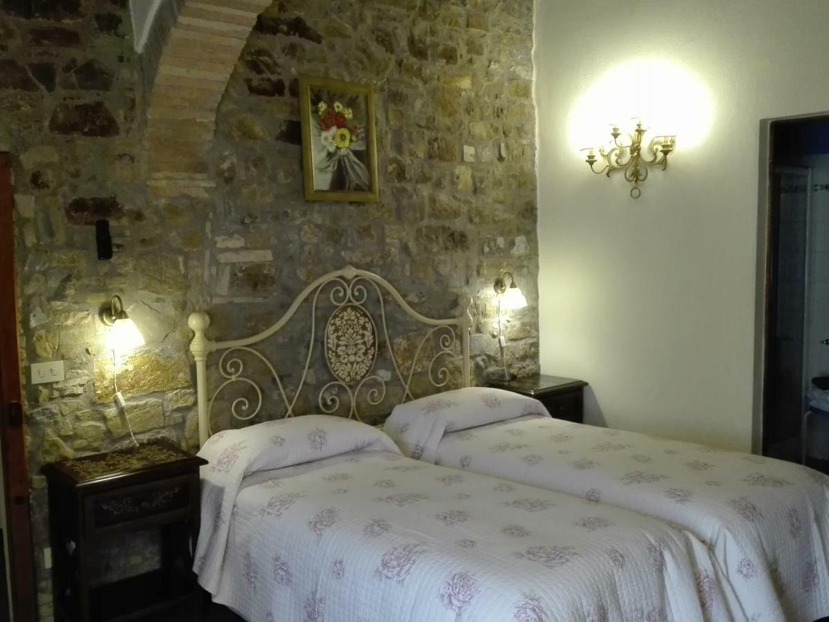 בארברינו די ואל ד'אלסה B&B Le Querciole Del Chianti מראה חיצוני תמונה