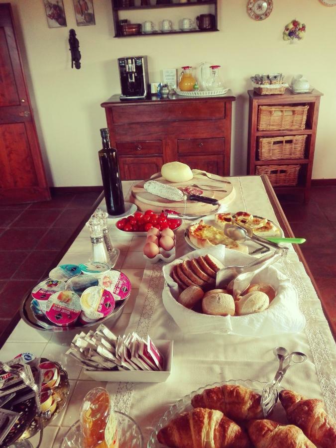 בארברינו די ואל ד'אלסה B&B Le Querciole Del Chianti מראה חיצוני תמונה